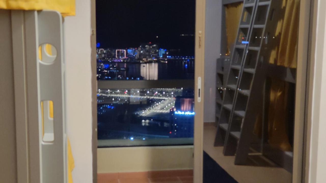 Pirates Bay Hostel Dubaj Kültér fotó