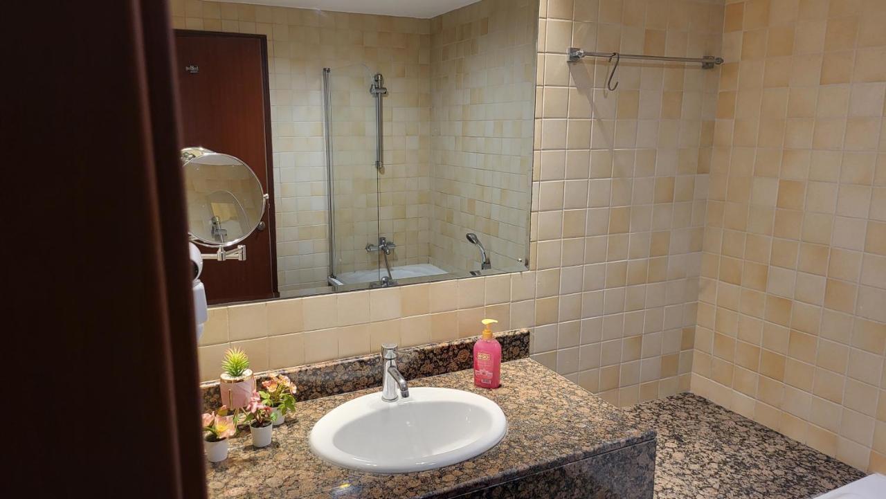 Pirates Bay Hostel Dubaj Kültér fotó