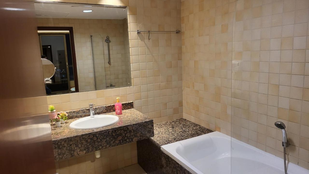 Pirates Bay Hostel Dubaj Kültér fotó